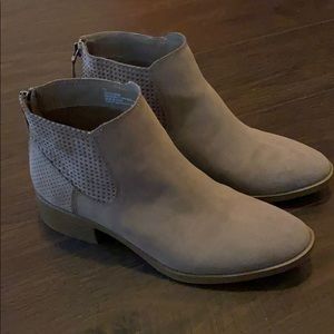 🌿 Dolce Vita Ankle Boots